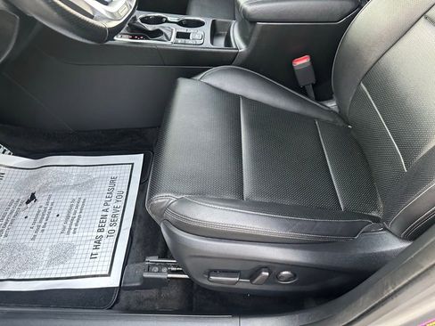 Used 2022 Kia Sportage Nightfall Edition w/ Nighfall AWD Premium Package image 25