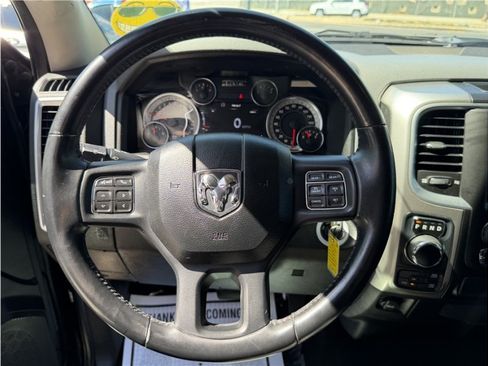 Used 2019 RAM 1500 Classic SLT w/ Luxury Group AWD/4WD image 38