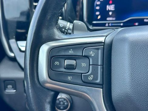 Used 2022 Chevrolet Silverado 1500 LT Trail Boss w/ LT Trail Boss Premium Package AWD/4WD image 15
