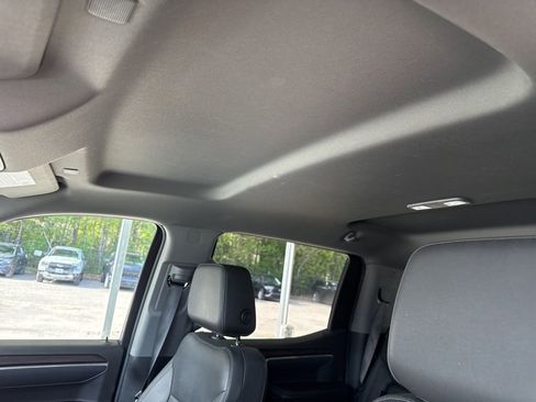 Used 2025 GMC Sierra 1500 SLT image 7