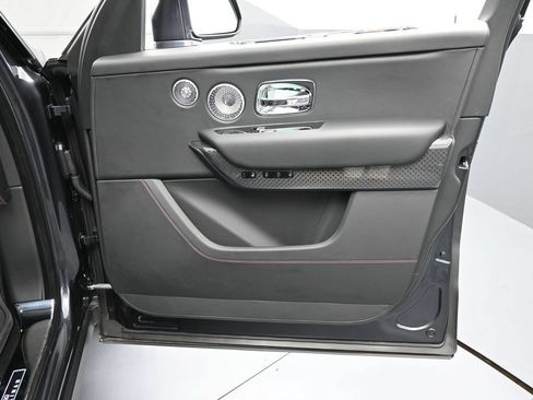 Certified 2024 Rolls-Royce Cullinan Black Badge AWD/4WD image 31