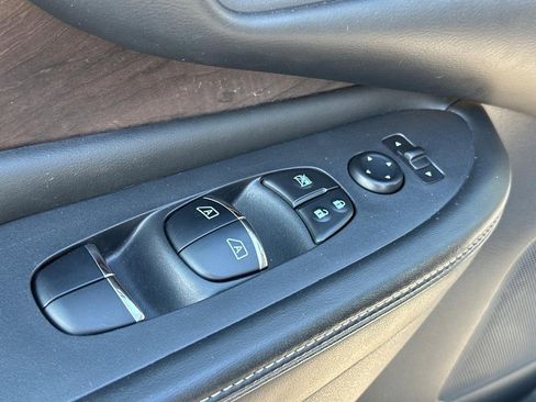 Used 2019 Nissan Murano Platinum w/ Cargo Package image 22