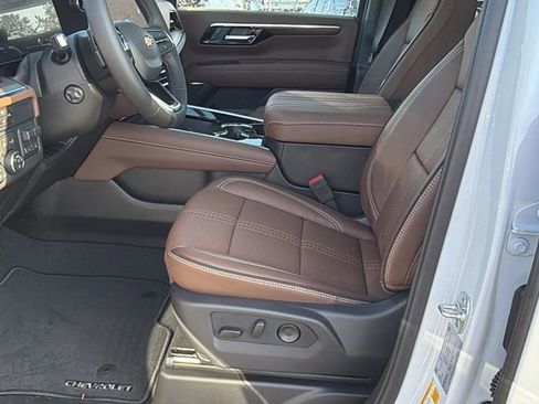 New 2026 Chevrolet Tahoe High Country image 13