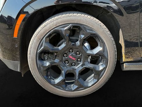 Used 2026 GMC Yukon XL Denali Ultimate AWD/4WD image 13