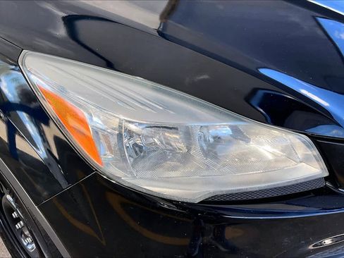 Used 2016 Ford Escape S image 26