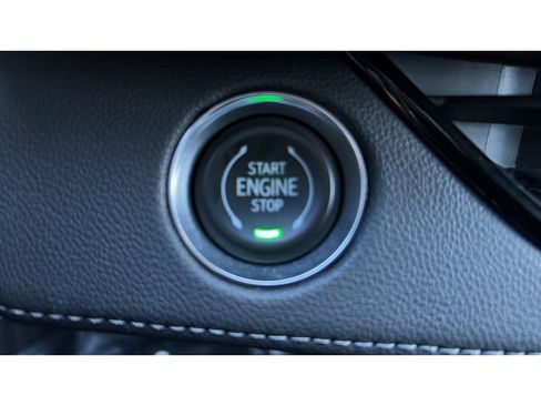 Certified 2025 Buick Enclave Preferred image 21