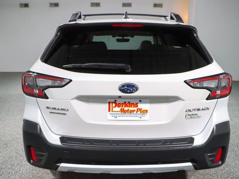 Used 2020 Subaru Outback Limited image 8