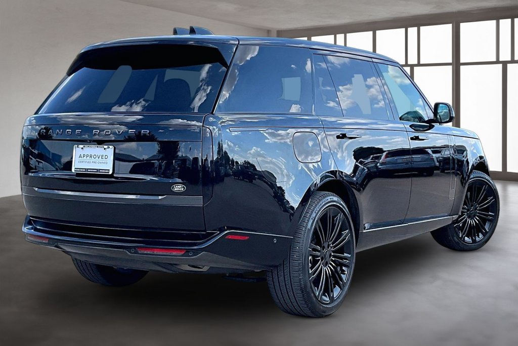 Used 2026 Land Rover Range Rover Long Wheelbase SE AWD/4WD image 2