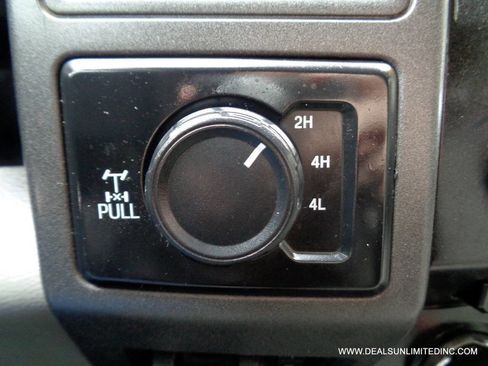 Used 2017 Ford F250 XL w/ Power Equipment Group image 12