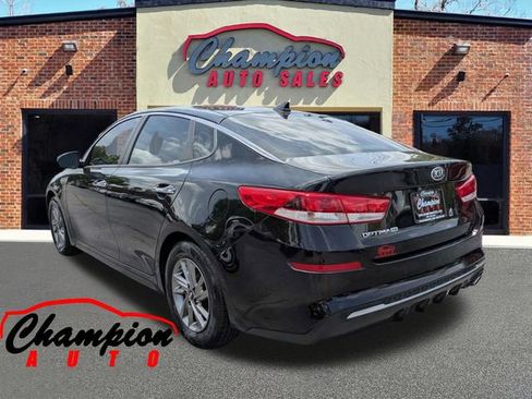 Used 2019 Kia Optima LX FWD image 9
