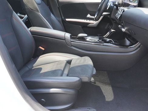 Used 2022 Mercedes-Benz A 220 4MATIC image 28