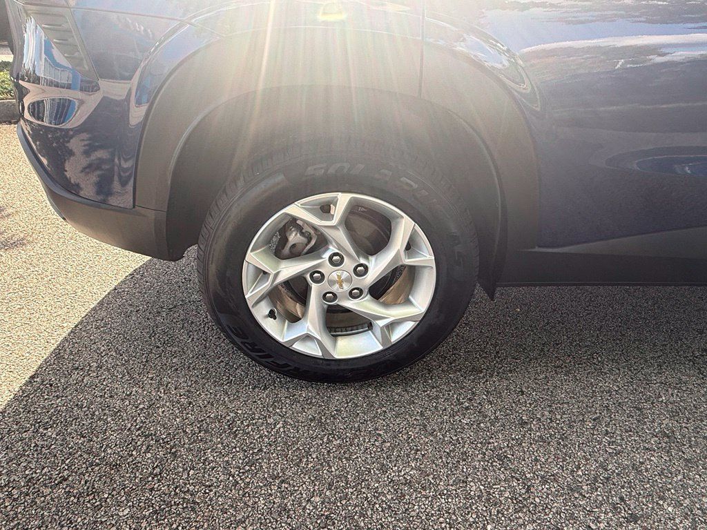 Used 2024 Chevrolet Trax LS w/ LS Convenience Package FWD image 32