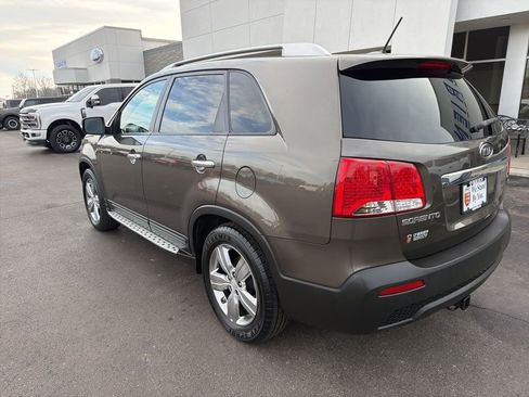 Used 2013 Kia Sorento EX w/ Premium Plus Pkg image 3