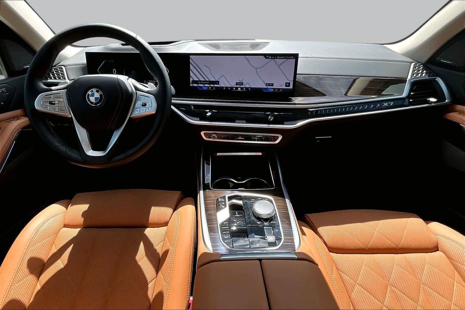 Used 2024 BMW X7 xDrive40i AWD/4WD image 14