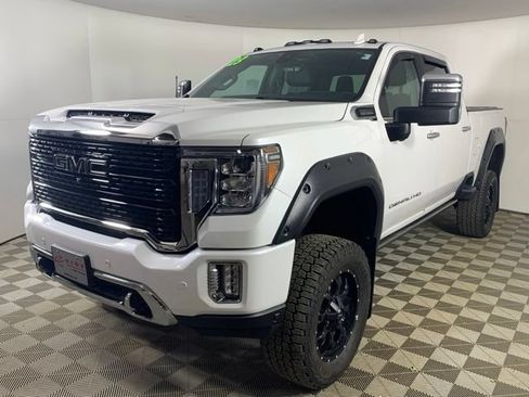 Used 2023 GMC Sierra 3500 Denali w/ Denali Ultimate Package AWD/4WD image 12