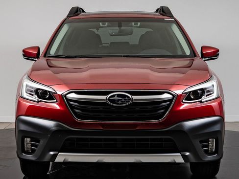 Used 2022 Subaru Outback Limited XT AWD/4WD image 2