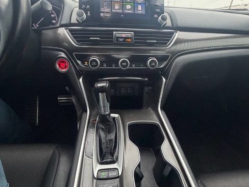 Used 2022 Honda Accord Sport image 10