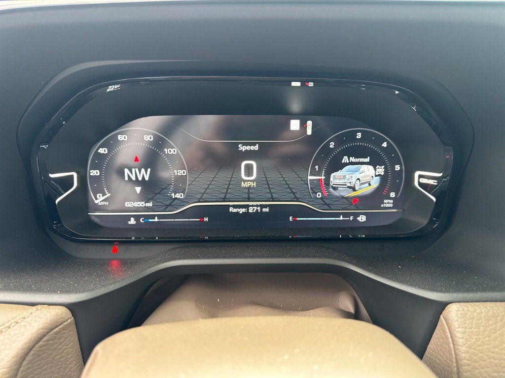 Used 2022 GMC Yukon Denali AWD/4WD image 10