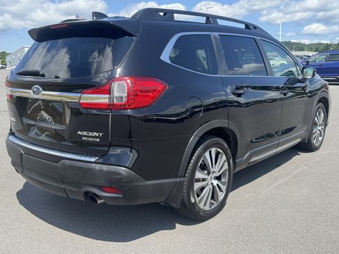Used 2021 Subaru Ascent Limited w/ Technology Package AWD/4WD image 3