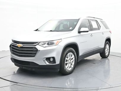 Used 2021 Chevrolet Traverse LT