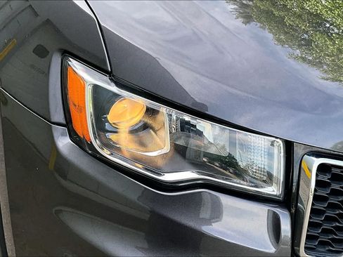 Used 2020 Jeep Grand Cherokee Limited w/ Luxury Group II AWD/4WD image 26