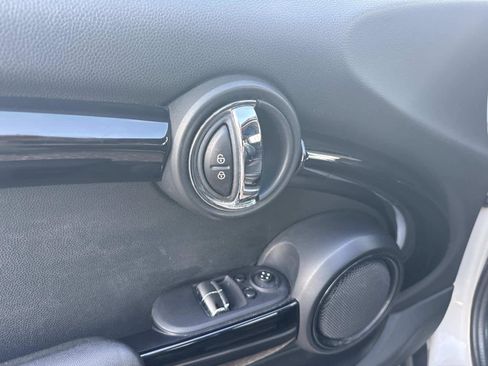 Used 2014 MINI Cooper 2-Door Hardtop image 13