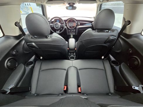 Used 2024 MINI Cooper SE FWD image 18