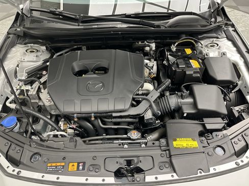 Certified 2025 MAZDA MAZDA3 s Sport image 23