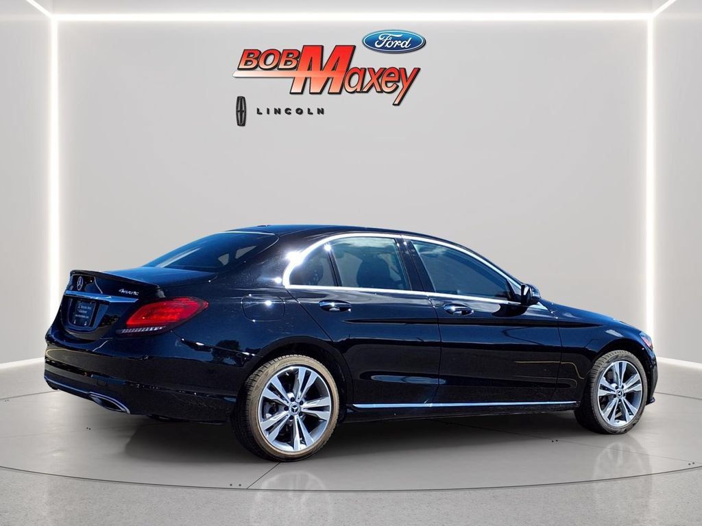 Used 2019 Mercedes-Benz C 300 4MATIC Sedan image 6