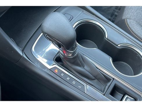 Used 2022 Chevrolet Equinox LT FWD image 31