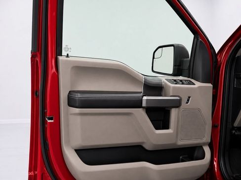 Used 2017 Ford F150 XLT w/ Equipment Group 301A Mid AWD/4WD image 29