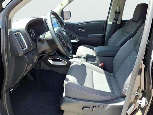 New 2026 Nissan Frontier SV image 12