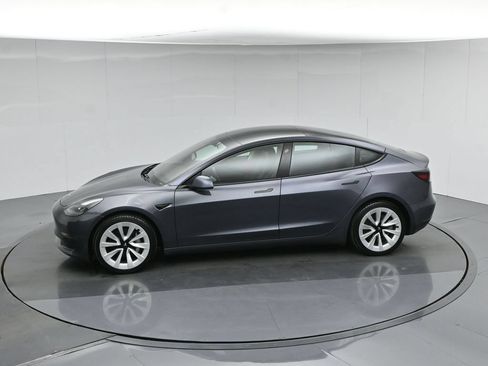 Used 2023 Tesla Model 3 Standard Range RWD image 40