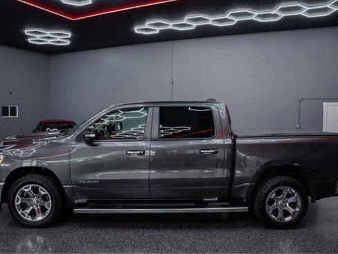 Used 2019 RAM 1500 Big Horn AWD/4WD image 2