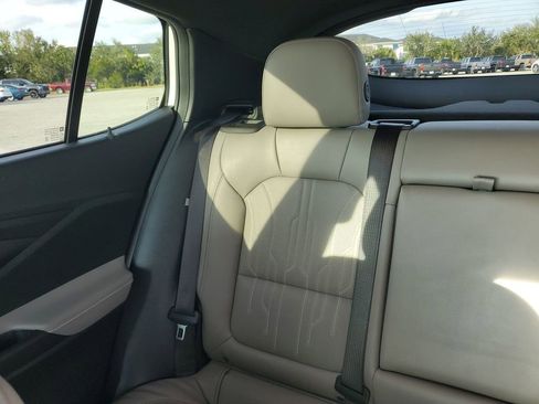 Used 2024 Buick Envista Avenir image 12