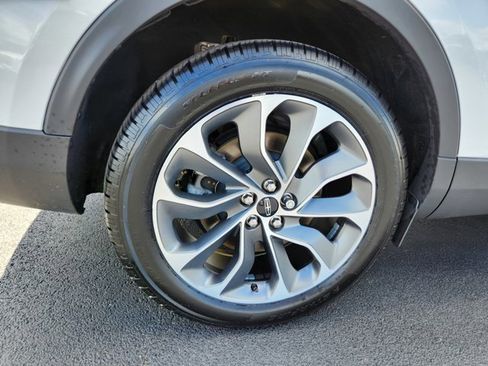 Used 2023 Lincoln Nautilus Reserve w/ Equipment Group 201A image 48