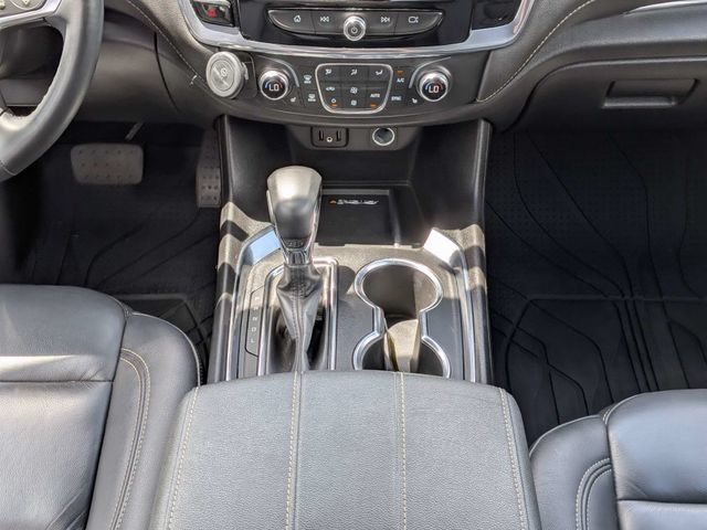 Used 2023 Chevrolet Traverse LT w/ LPO, Floor Liner Package FWD image 17