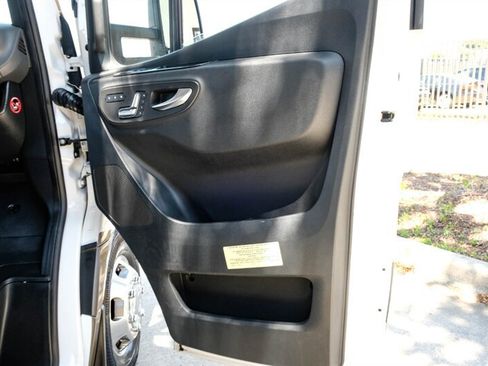 Used 2020 Mercedes-Benz Sprinter 3500 image 45