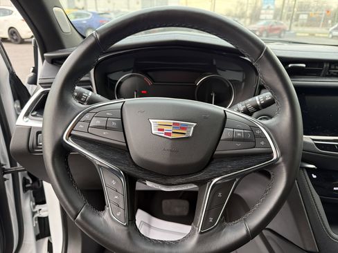Used 2022 Cadillac XT5 Premium Luxury w/ LPO, Radiant Package image 14