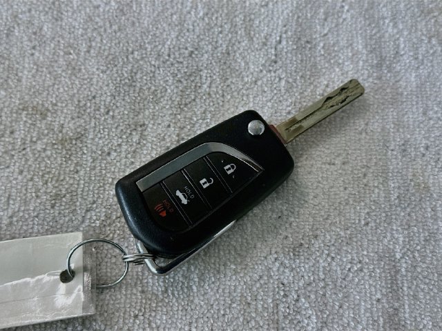 Used 2024 Toyota Camry LE FWD image 33