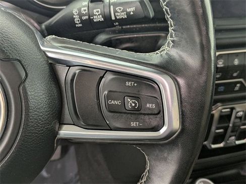 Used 2023 Jeep Wrangler Unlimited Sahara w/ Cold Weather Group image 19