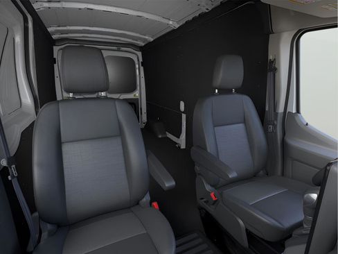 New 2026 Ford Transit 250 148 Medium Roof w/ Load Area Protection Package RWD image 11