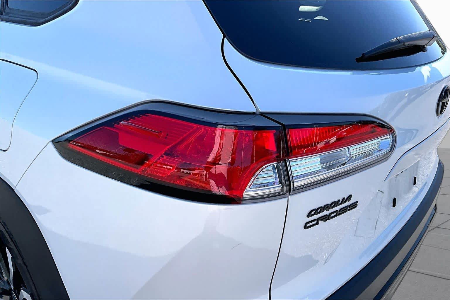 Used 2024 Toyota Corolla Cross AWD Hybrid image 26