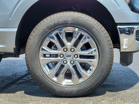 New 2026 Ford F150 XLT w/ Equipment Group 302A MID AWD/4WD image 9