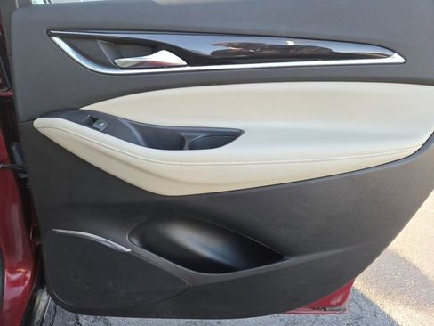 Used 2018 Buick Enclave Premium w/ Trailering Package image 28