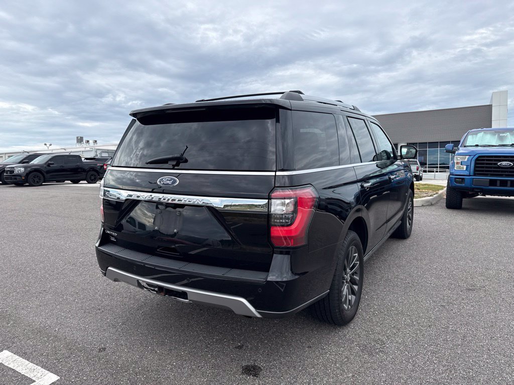 Used 2021 Ford Expedition Limited w/ Cargo Package RWD image 2