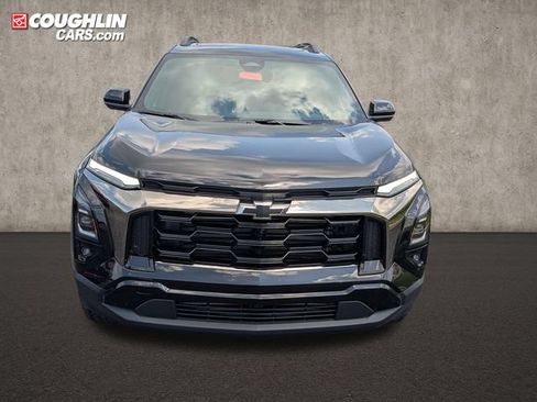 New 2026 Chevrolet Equinox ACTIV w/ Convenience Package III AWD/4WD image 2
