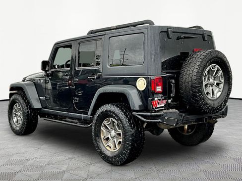 Used 2015 Jeep Wrangler Unlimited Rubicon AWD/4WD image 4