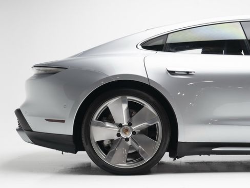 Used 2020 Porsche Taycan Turbo w/ Performance Package image 63