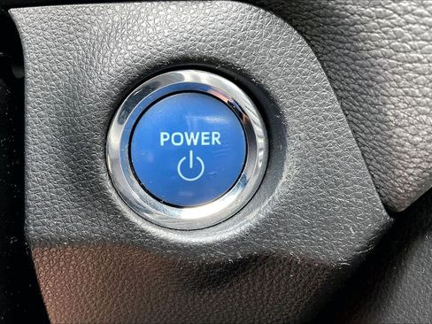 Certified 2020 Toyota RAV4 Limited image 34